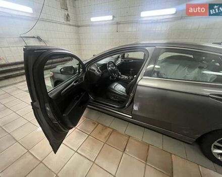 Серый Форд Фьюжн, объемом двигателя 2 л и пробегом 145 тыс. км за 10200 $, фото 12 на Automoto.ua