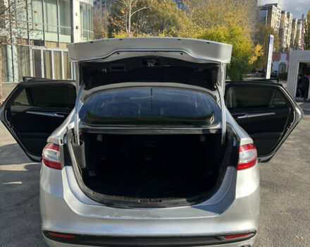 Серый Форд Фьюжн, объемом двигателя 2.5 л и пробегом 275 тыс. км за 9000 $, фото 15 на Automoto.ua