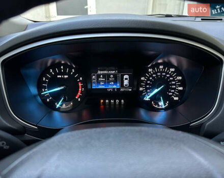 Серый Форд Фьюжн, объемом двигателя 2.49 л и пробегом 207 тыс. км за 10500 $, фото 9 на Automoto.ua