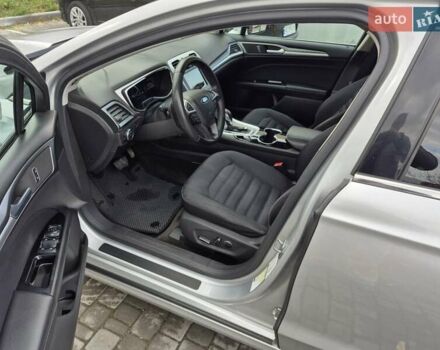 Серый Форд Фьюжн, объемом двигателя 2 л и пробегом 162 тыс. км за 10500 $, фото 11 на Automoto.ua