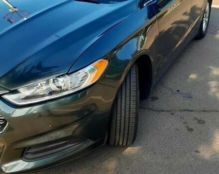 Серый Форд Фьюжн, объемом двигателя 2.5 л и пробегом 178 тыс. км за 9400 $, фото 4 на Automoto.ua