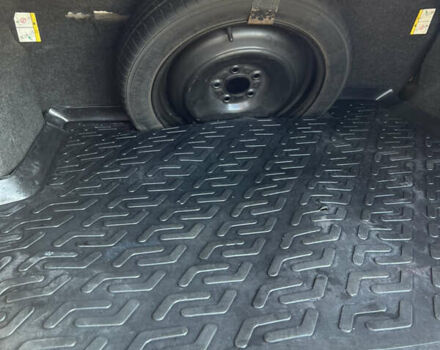 Серый Форд Фьюжн, объемом двигателя 2.5 л и пробегом 275 тыс. км за 9000 $, фото 16 на Automoto.ua