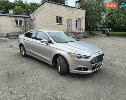 Сірий Форд Фьюжен, об'ємом двигуна 2 л та пробігом 242 тис. км за 10500 $, фото 1 на Automoto.ua