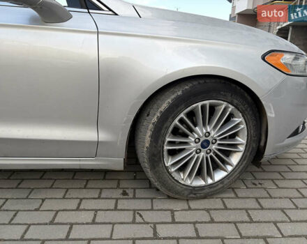 Серый Форд Фьюжн, объемом двигателя 2 л и пробегом 232 тыс. км за 7000 $, фото 6 на Automoto.ua