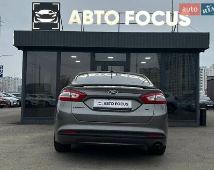 Форд Фьюжен 2014 у Києві на Automoto.ua Сірий Форд Фьюжен, об'ємом двигуна 2.49 л та пробігом 230 тис. км за 8490 $, фото 5 на Automoto.ua