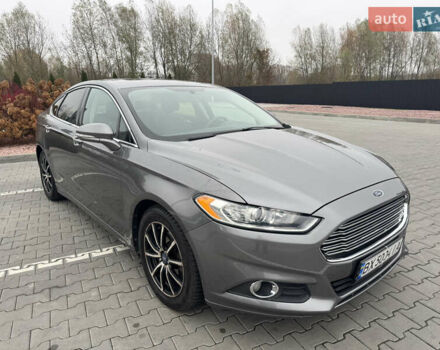 Сірий Форд Фьюжен, об'ємом двигуна 2 л та пробігом 303 тис. км за 9200 $, фото 6 на Automoto.ua