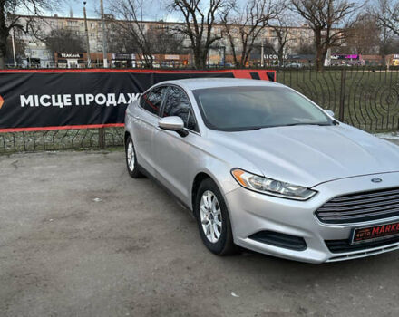 Серый Форд Фьюжн, объемом двигателя 2.49 л и пробегом 241 тыс. км за 9300 $, фото 4 на Automoto.ua