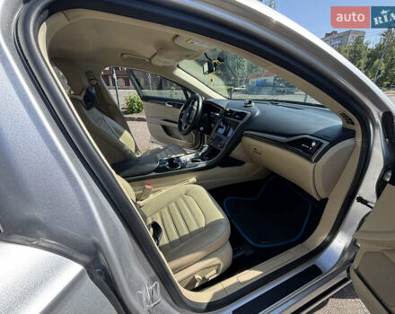 Серый Форд Фьюжн, объемом двигателя 2 л и пробегом 218 тыс. км за 9850 $, фото 15 на Automoto.ua