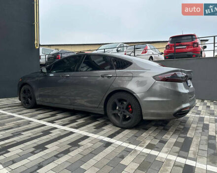 Серый Форд Фьюжн, объемом двигателя 2 л и пробегом 280 тыс. км за 11000 $, фото 6 на Automoto.ua