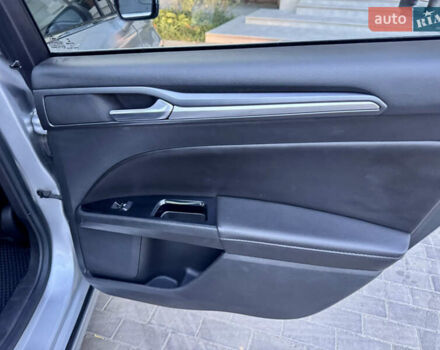 Форд Фьюжн 2014 в Одессе на Automoto.ua Серый Форд Фьюжн, объемом двигателя 2 л и пробегом 266 тыс. км за 12400 $, фото 64 на Automoto.ua