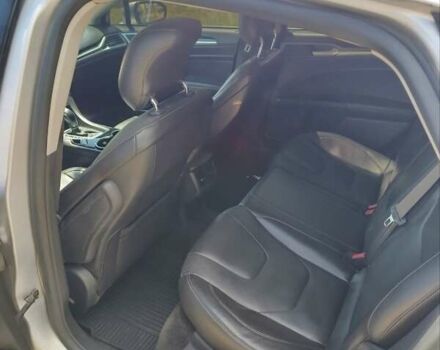 Серый Форд Фьюжн, объемом двигателя 2 л и пробегом 200 тыс. км за 8700 $, фото 7 на Automoto.ua