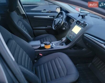 Серый Форд Фьюжн, объемом двигателя 2.49 л и пробегом 225 тыс. км за 9500 $, фото 10 на Automoto.ua