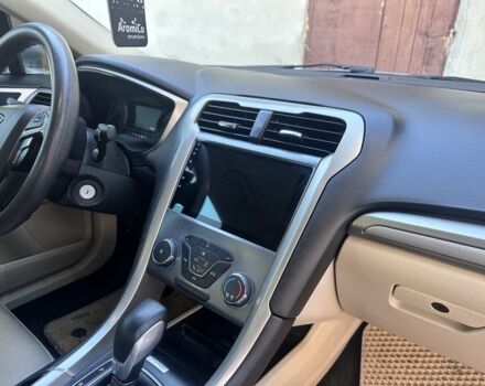 Серый Форд Фьюжн, объемом двигателя 2.5 л и пробегом 150 тыс. км за 9300 $, фото 12 на Automoto.ua