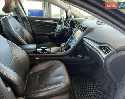 Форд Фьюжн 2015 в Николаеве на Automoto.ua Серый Форд Фьюжн, объемом двигателя 2 л и пробегом 208 тыс. км за 10900 $, фото 23 на Automoto.ua