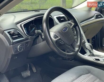 Серый Форд Фьюжн, объемом двигателя 2.5 л и пробегом 241 тыс. км за 10633 $, фото 9 на Automoto.ua