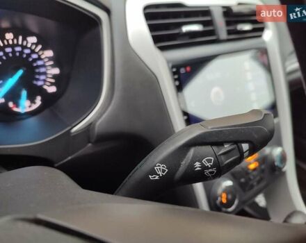 Серый Форд Фьюжн, объемом двигателя 2.5 л и пробегом 201 тыс. км за 11600 $, фото 17 на Automoto.ua