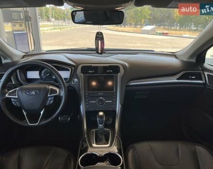 Форд Фьюжн 2015 в Николаеве на Automoto.ua Серый Форд Фьюжн, объемом двигателя 2 л и пробегом 208 тыс. км за 10900 $, фото 24 на Automoto.ua