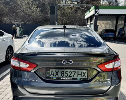 Серый Форд Фьюжн, объемом двигателя 2 л и пробегом 158 тыс. км за 12600 $, фото 2 на Automoto.ua