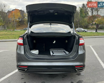 Серый Форд Фьюжн, объемом двигателя 2 л и пробегом 250 тыс. км за 9200 $, фото 11 на Automoto.ua