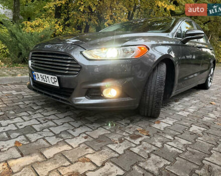 Сірий Форд Фьюжен, об'ємом двигуна 2 л та пробігом 101 тис. км за 11200 $, фото 25 на Automoto.ua