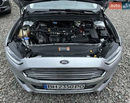 Сірий Форд Фьюжен, об'ємом двигуна 2.5 л та пробігом 165 тис. км за 8700 $, фото 4 на Automoto.ua