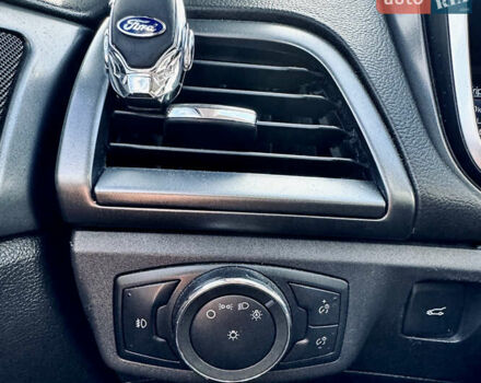 Серый Форд Фьюжн, объемом двигателя 2 л и пробегом 158 тыс. км за 12600 $, фото 14 на Automoto.ua
