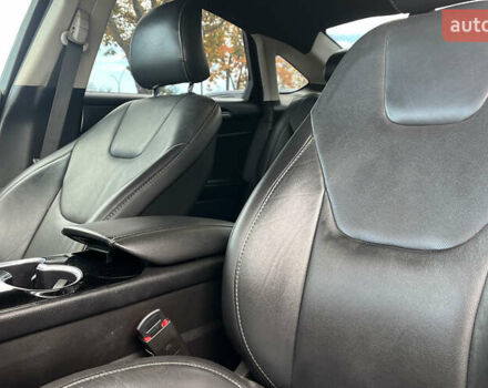 Форд Фьюжн 2015 в Коломые на Automoto.ua Серый Форд Фьюжн, объемом двигателя 2 л и пробегом 165 тыс. км за 10500 $, фото 17 на Automoto.ua