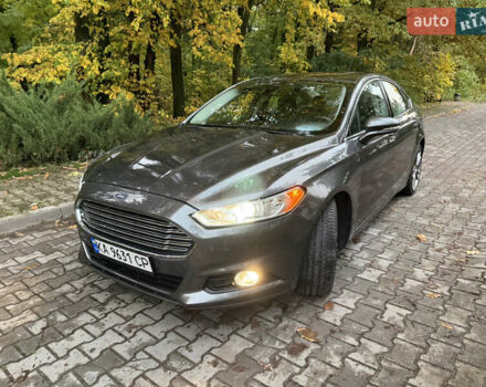Сірий Форд Фьюжен, об'ємом двигуна 2 л та пробігом 101 тис. км за 11200 $, фото 20 на Automoto.ua