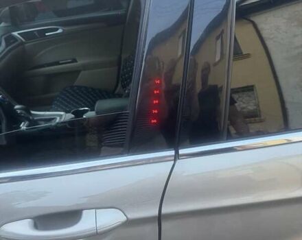 Сірий Форд Фьюжен, об'ємом двигуна 2.5 л та пробігом 240 тис. км за 10000 $, фото 4 на Automoto.ua
