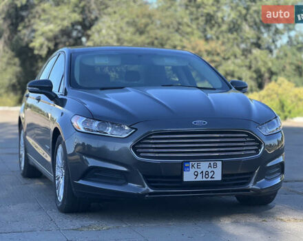 Сірий Форд Фьюжен, об'ємом двигуна 2 л та пробігом 138 тис. км за 11200 $, фото 3 на Automoto.ua