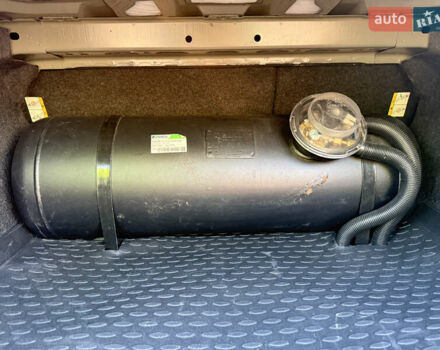 Серый Форд Фьюжн, объемом двигателя 2.49 л и пробегом 214 тыс. км за 9250 $, фото 21 на Automoto.ua