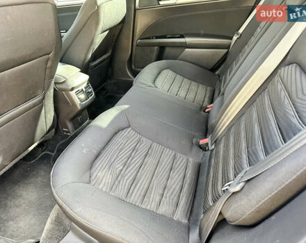 Форд Фьюжн 2015 в Киеве на Automoto.ua Серый Форд Фьюжн, объемом двигателя 2.4 л и пробегом 272 тыс. км за 7999 $, фото 11 на Automoto.ua