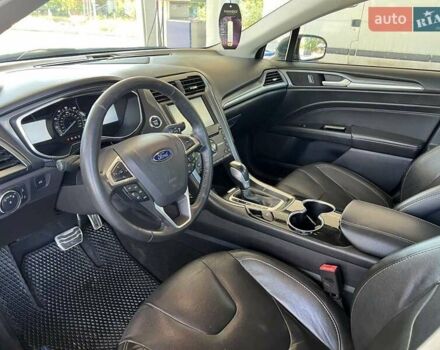 Форд Фьюжн 2015 в Николаеве на Automoto.ua Серый Форд Фьюжн, объемом двигателя 2 л и пробегом 208 тыс. км за 10900 $, фото 18 на Automoto.ua