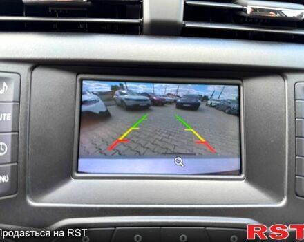 Серый Форд Фьюжн, объемом двигателя 2.5 л и пробегом 140 тыс. км за 10500 $, фото 5 на Automoto.ua