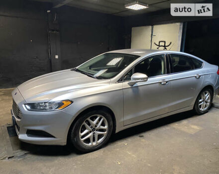 Серый Форд Фьюжн, объемом двигателя 2.5 л и пробегом 166 тыс. км за 10500 $, фото 8 на Automoto.ua