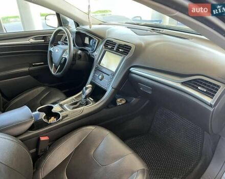 Форд Фьюжн 2015 в Николаеве на Automoto.ua Серый Форд Фьюжн, объемом двигателя 2 л и пробегом 208 тыс. км за 10900 $, фото 22 на Automoto.ua