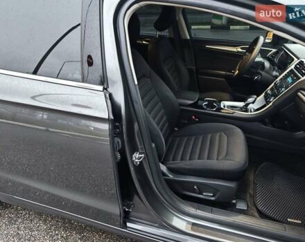 Серый Форд Фьюжн, объемом двигателя 2.49 л и пробегом 180 тыс. км за 9999 $, фото 20 на Automoto.ua