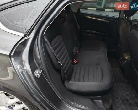 Серый Форд Фьюжн, объемом двигателя 2.49 л и пробегом 180 тыс. км за 9999 $, фото 35 на Automoto.ua