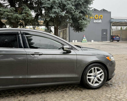 Серый Форд Фьюжн, объемом двигателя 2.5 л и пробегом 127 тыс. км за 10700 $, фото 5 на Automoto.ua