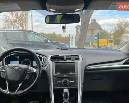 Серый Форд Фьюжн, объемом двигателя 2 л и пробегом 165 тыс. км за 10500 $, фото 9 на Automoto.ua