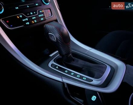 Серый Форд Фьюжн, объемом двигателя 2.49 л и пробегом 171 тыс. км за 12490 $, фото 24 на Automoto.ua