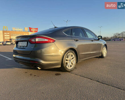 Серый Форд Фьюжн, объемом двигателя 2.49 л и пробегом 214 тыс. км за 9250 $, фото 5 на Automoto.ua