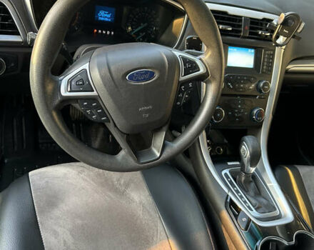 Серый Форд Фьюжн, объемом двигателя 2.49 л и пробегом 255 тыс. км за 9700 $, фото 5 на Automoto.ua