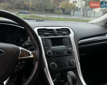 Серый Форд Фьюжн, объемом двигателя 2 л и пробегом 250 тыс. км за 9200 $, фото 26 на Automoto.ua