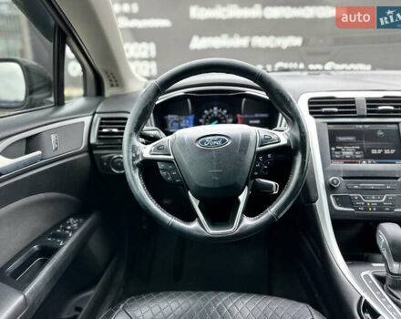 Форд Фьюжн 2015 в Харькове на Automoto.ua Серый Форд Фьюжн, объемом двигателя 2 л и пробегом 255 тыс. км за 10999 $, фото 9 на Automoto.ua