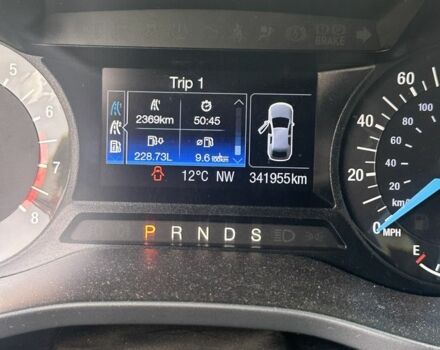 Серый Форд Фьюжн, объемом двигателя 2.5 л и пробегом 340 тыс. км за 9900 $, фото 6 на Automoto.ua