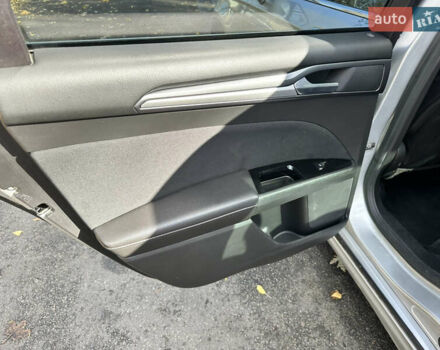 Форд Фьюжн 2015 в Киеве на Automoto.ua Серый Форд Фьюжн, объемом двигателя 2.4 л и пробегом 272 тыс. км за 7999 $, фото 10 на Automoto.ua