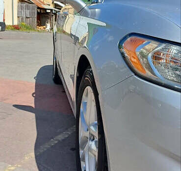 Сірий Форд Фьюжен, об'ємом двигуна 2.5 л та пробігом 137 тис. км за 11600 $, фото 11 на Automoto.ua