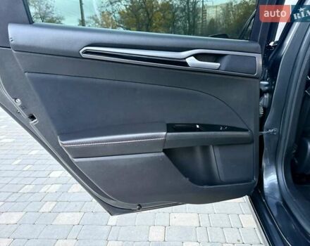 Сірий Форд Фьюжен, об'ємом двигуна 2 л та пробігом 163 тис. км за 8300 $, фото 52 на Automoto.ua