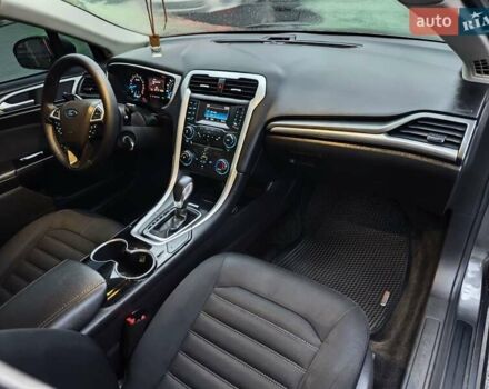 Серый Форд Фьюжн, объемом двигателя 2.49 л и пробегом 180 тыс. км за 9999 $, фото 21 на Automoto.ua